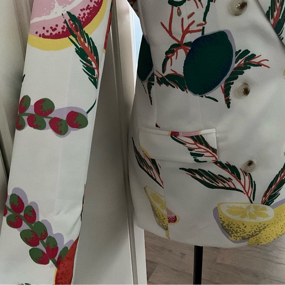 NWOT Blazer - Picture 6 of 13